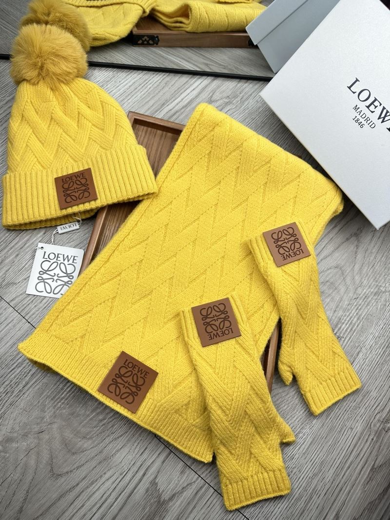 Loewe Caps Scarfs